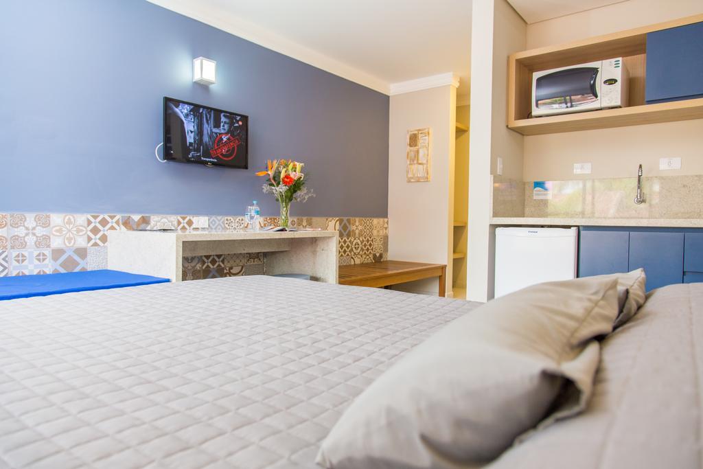 Spazio Marine Hotel - グァラトゥバ エクステリア 写真