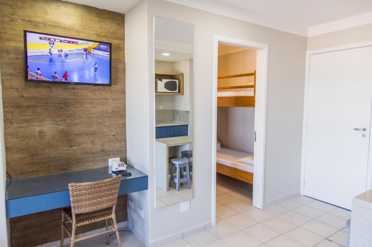 Spazio Marine Hotel - グァラトゥバ エクステリア 写真